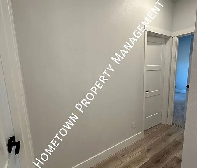 2629 43rd Ln SE — Photo 4