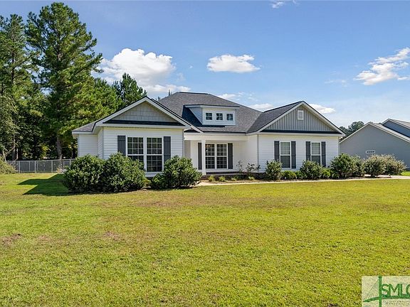 3rd image of 173 Stonebrook Way