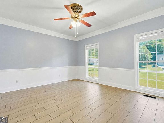 5th image of 5258 Amberton Ct NW