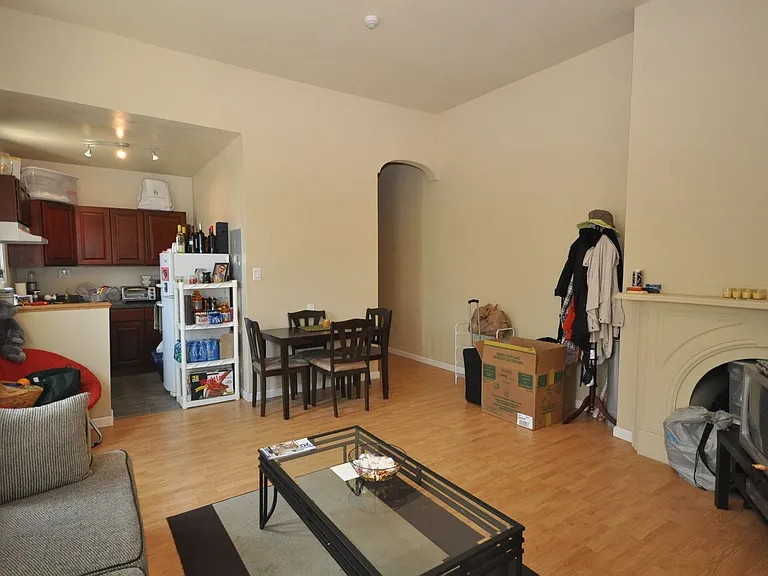 1517 N 15th St — Photo 5