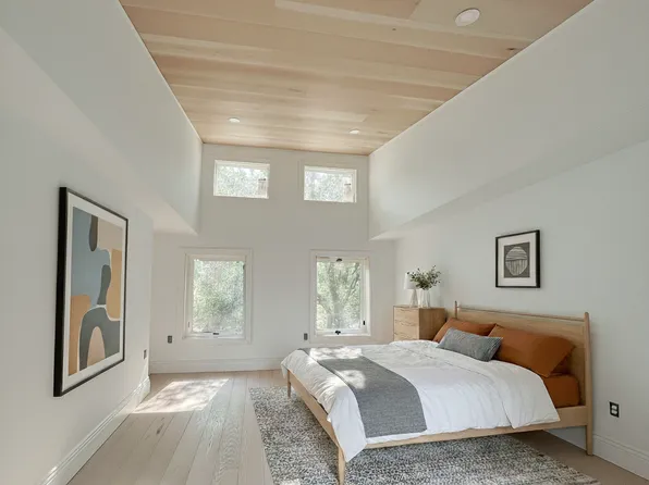 56 Douglass Street image 1 of 17