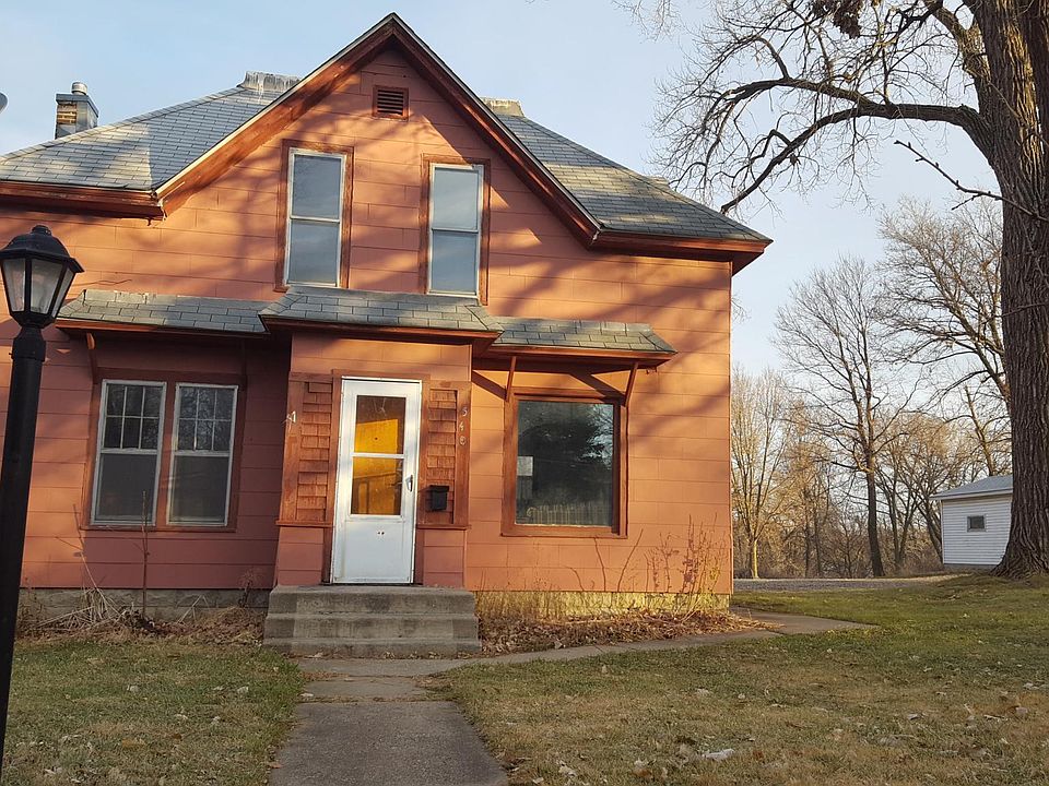 1st image of 540 4th St NE