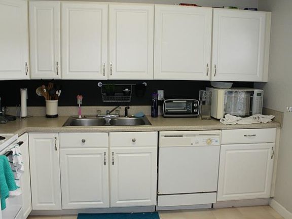 5th image of 790 E Juniata St