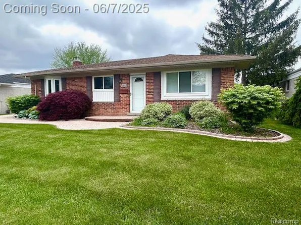 31613 Kenwood Ave, Madison Heights, MI 48071