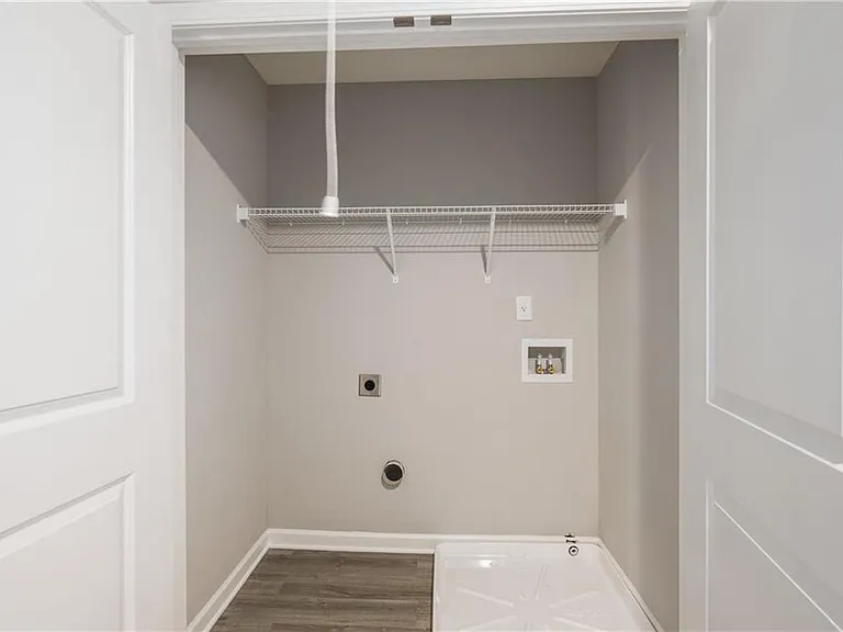 2826 Laurel Ridge Cir — Photo 15
