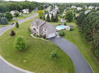 155 Kemp Dr, Macedon, NY 14502