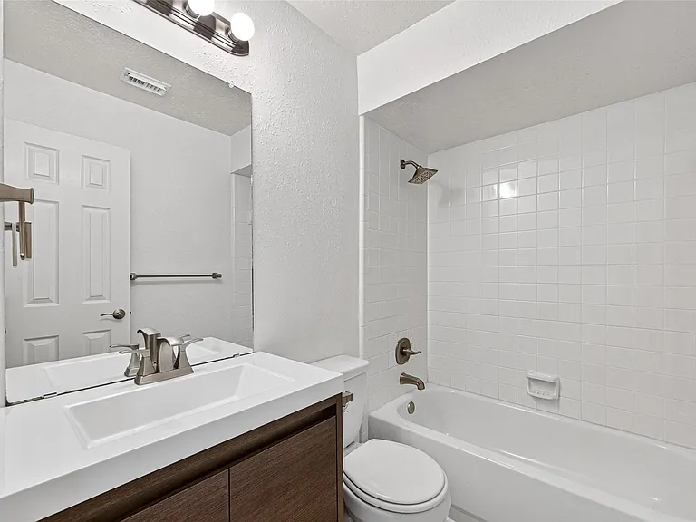 1253 El Camino Village Dr — Photo 24