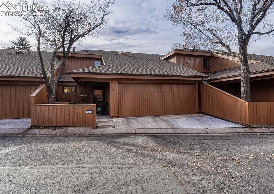 1st image of 2366 Wood Ave
