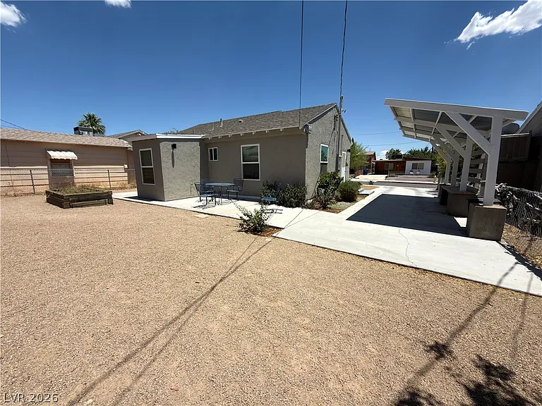 524 Hopi Pl — Photo 22