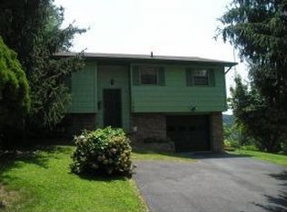 1395 Ridgecrest Ave, Kingsport, TN 37660