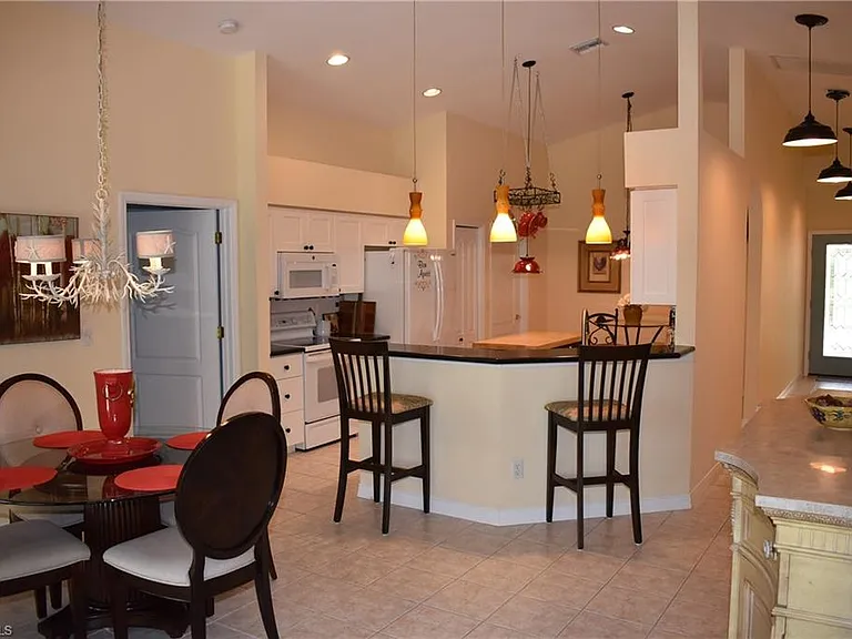 25817 Pebblecreek Dr — Photo 7