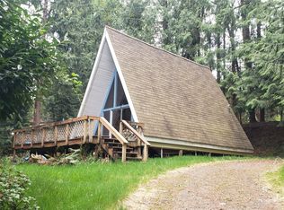 90 E Falls Pl, Belfair, WA