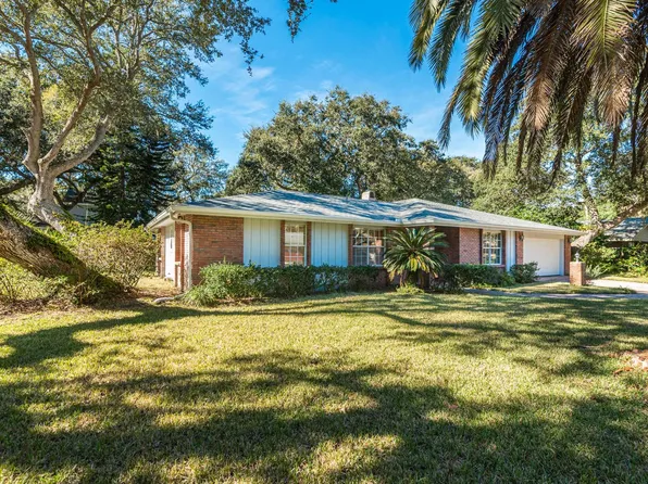 106 Dogwood Dr, Saint Augustine, FL 32080
