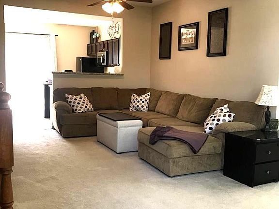 3rd image of 3533 Christy Ln