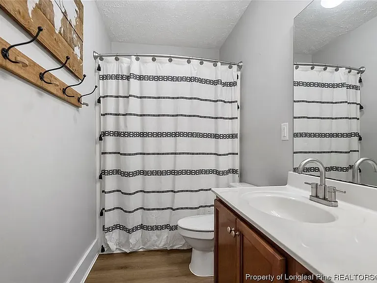 230 Marigold Ln — Photo 35