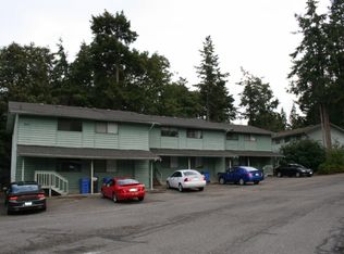 935 SW Harrier Cir, Oak Harbor, WA 98277
