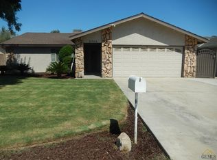 5708 Sunland Ave, Bakersfield, CA 93304