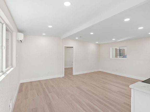 5th image of 3646 Curlew St #12519D45D