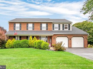 7507 Meadow Ln, Reading, PA 19606
