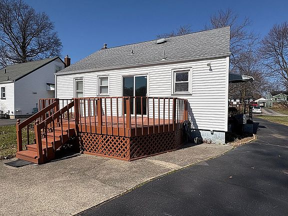 5th image of 395 Afton Ave