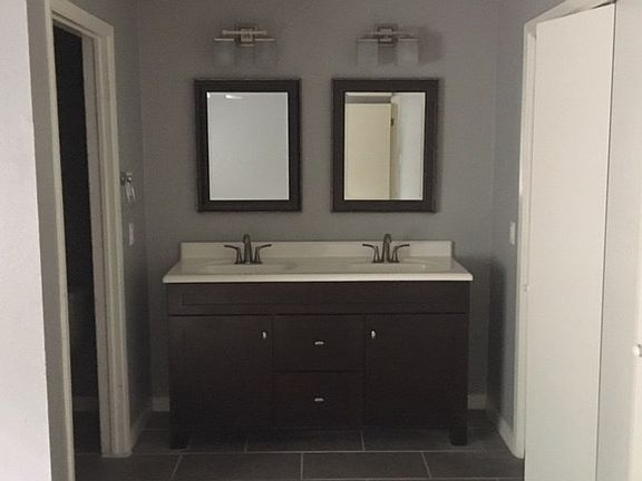 3rd image of 6943 Chinook Dr