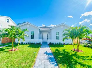 722 N Ocean Breeze Lake, Lake Worth, FL 33460