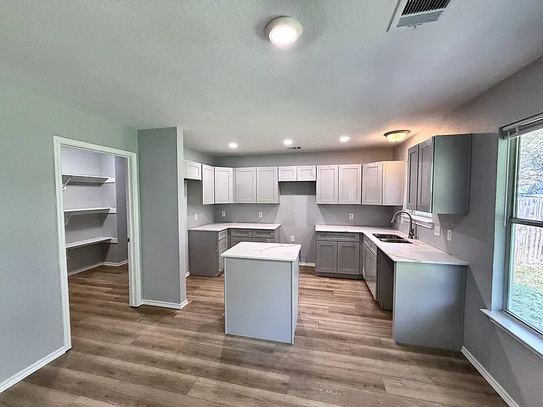 612 Reggie Jackson Trl — Photo 11