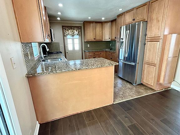 4th image of 635 Dede Drive