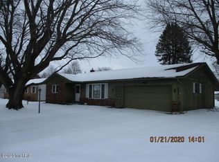 58179 Church Dr, Three Rivers, MI 49093