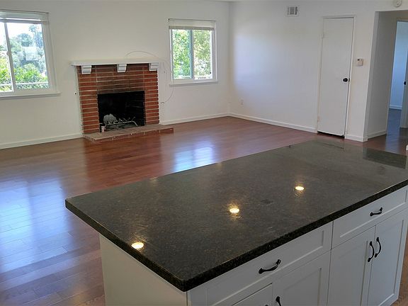 5th image of 6327 Cowles Mountain Blvd