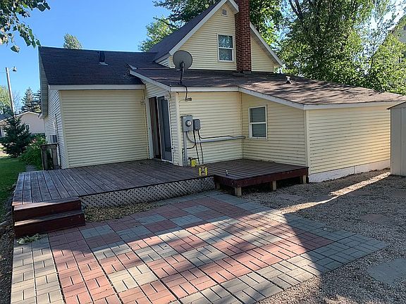 5th image of 137 Gillespie Ave