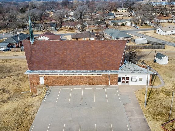3rd image of 1709 Socony St