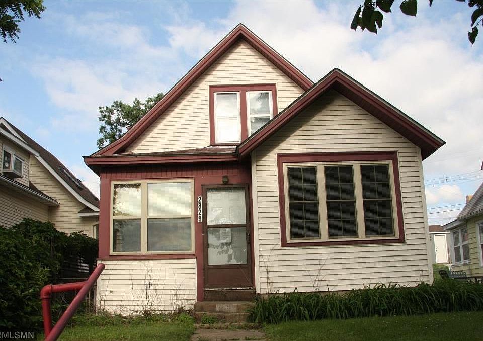1st image of 2829 Lincoln St NE #3