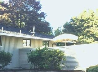 12215 SE River Rd, Milwaukie, OR 97222