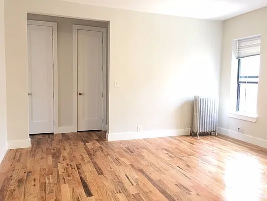 Rented by Lang Realty LLC | media 7