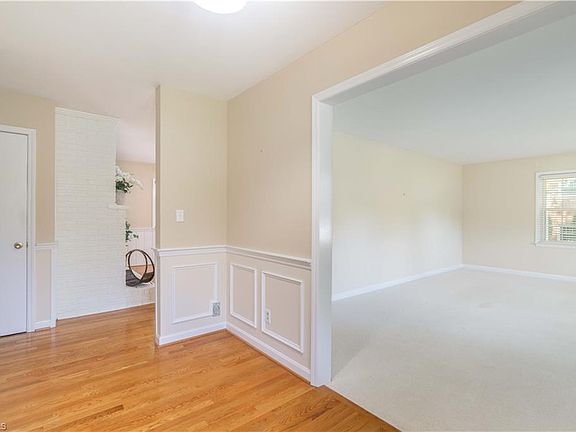 4th image of 2910 Hope Valley Rd