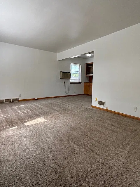 1 bed, 750 sqft, $950 — Photo 4