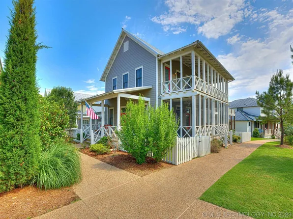 20 Redbud Ln #A, Eufaula, OK 74432