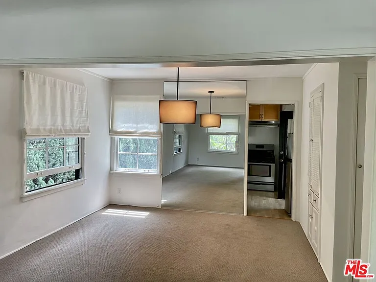 9054 Elevado St — Photo 5