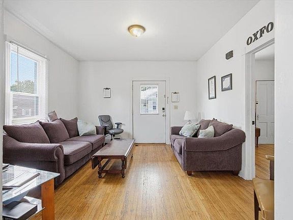 3rd image of 760 Collicello St