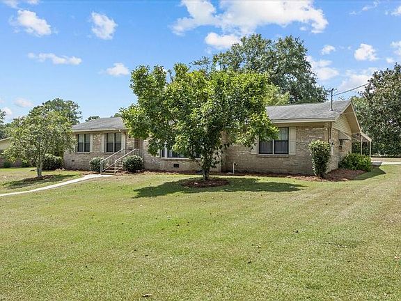 3rd image of 2705 Evans Dr