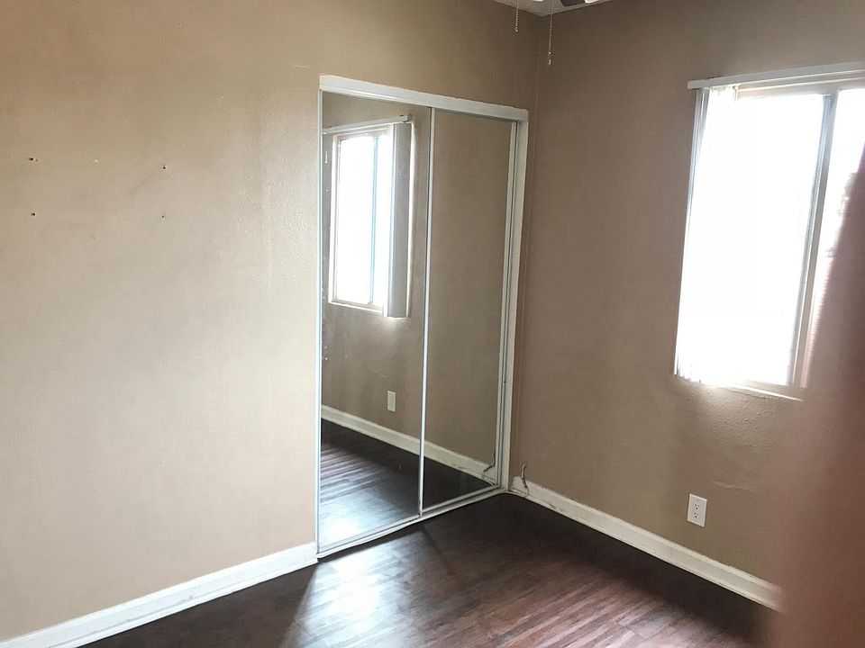 1st image of 5252 Elizabeth St APT 15