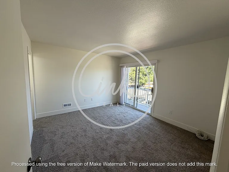 1351 El Dorado Dr #D — Photo 8