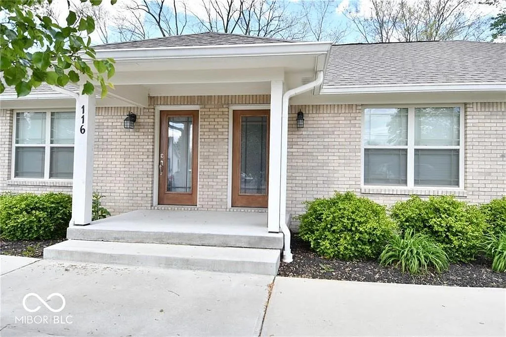 2 bed, 1368 sqft, $1,700 — Photo 1