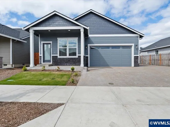 1026 Sassafras St, Independence, OR 97351