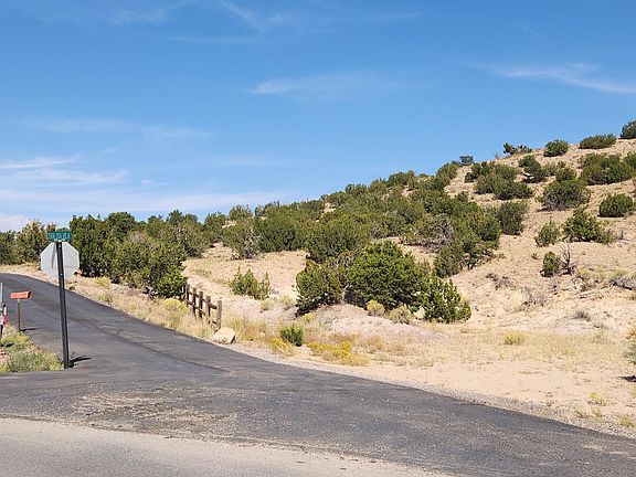 2nd image of 154 Camino De Las Huertas