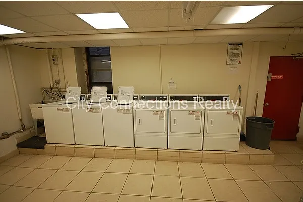 Rented by City Connections Realty | media 7