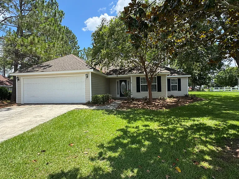 3883 Heather Way — Photo 1