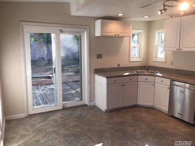 2nd image of 21 Cedar Grove Ave