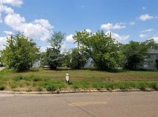 523 S 3rd St W, Baker, MT 59313